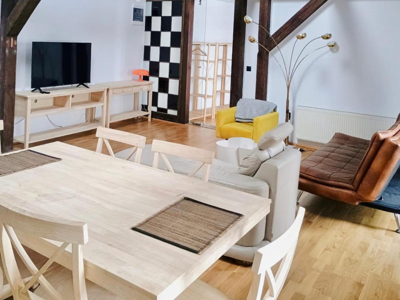Wałcz Apartamenty Stara Winiarnia מראה חיצוני תמונה